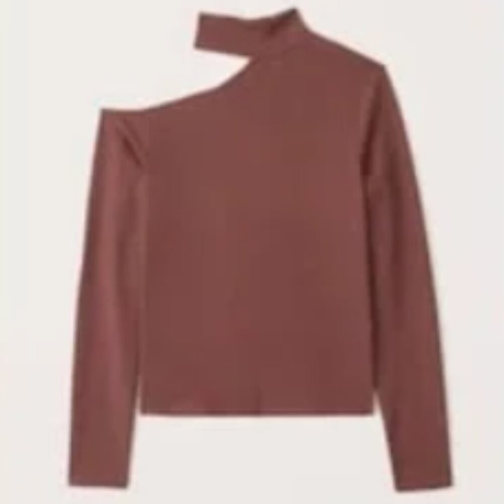 Abercrombie and Fitch Soft A&F Collection Long-Sleeve Seamless Fabric Asymmetric